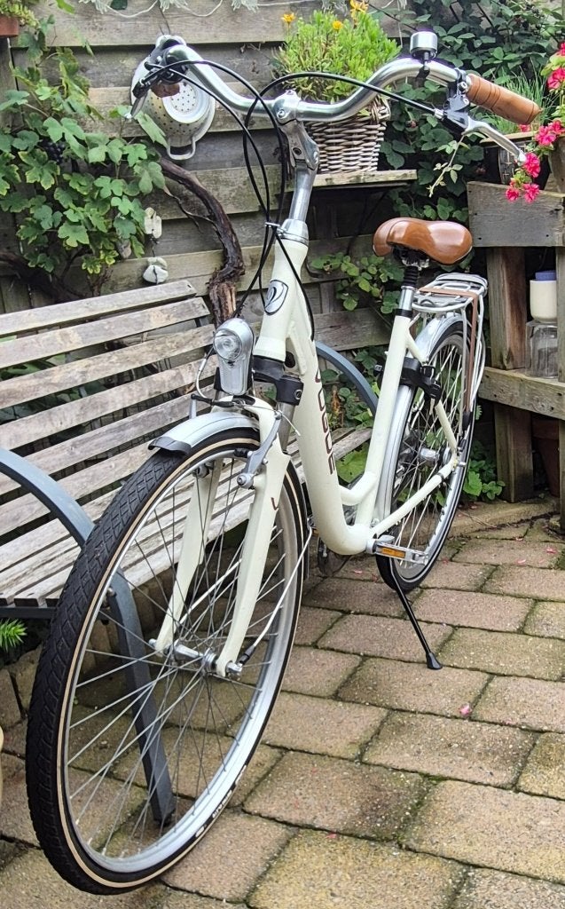 Zo goed als nieuwe Vogue damesfiets met 3 versnellingen, Versnellingen, Zo goed als nieuw, 50 tot 53 cm, Ophalen