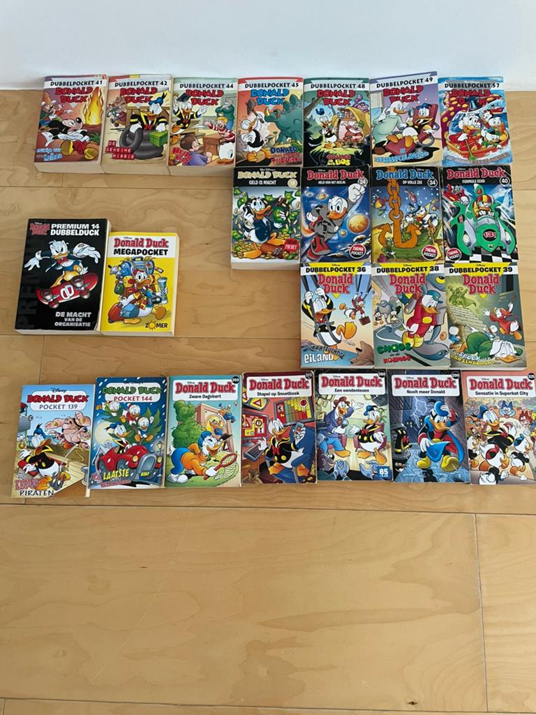 Donald duck pocket collectie, Meerdere comics, Ophalen of Verzenden, Zo goed als nieuw, Europa