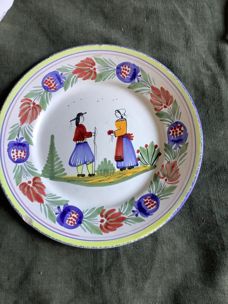 Antiek Quimper bord met boer en boerin, Antiek en Kunst, Ophalen of Verzenden