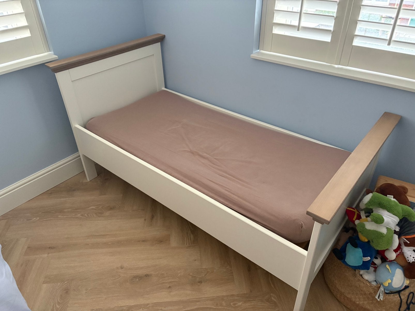 Gratis peuterbed van Babypark, Kinderen en Baby's, Ophalen, 70 tot 85 cm, 140 tot 160 cm, Zo goed als nieuw