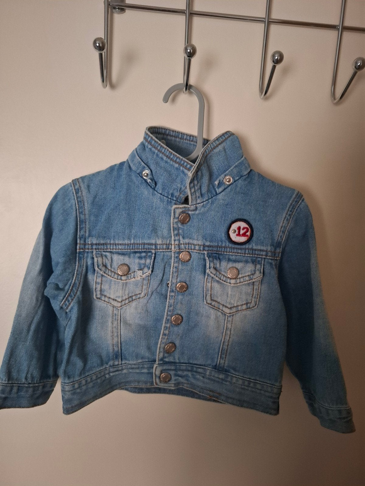 Spijkerjasje mt 80, Kinderen en Baby's, Kinderkleding | Maat 92, Ophalen of Verzenden, Zo goed als nieuw, Meisje, Jas