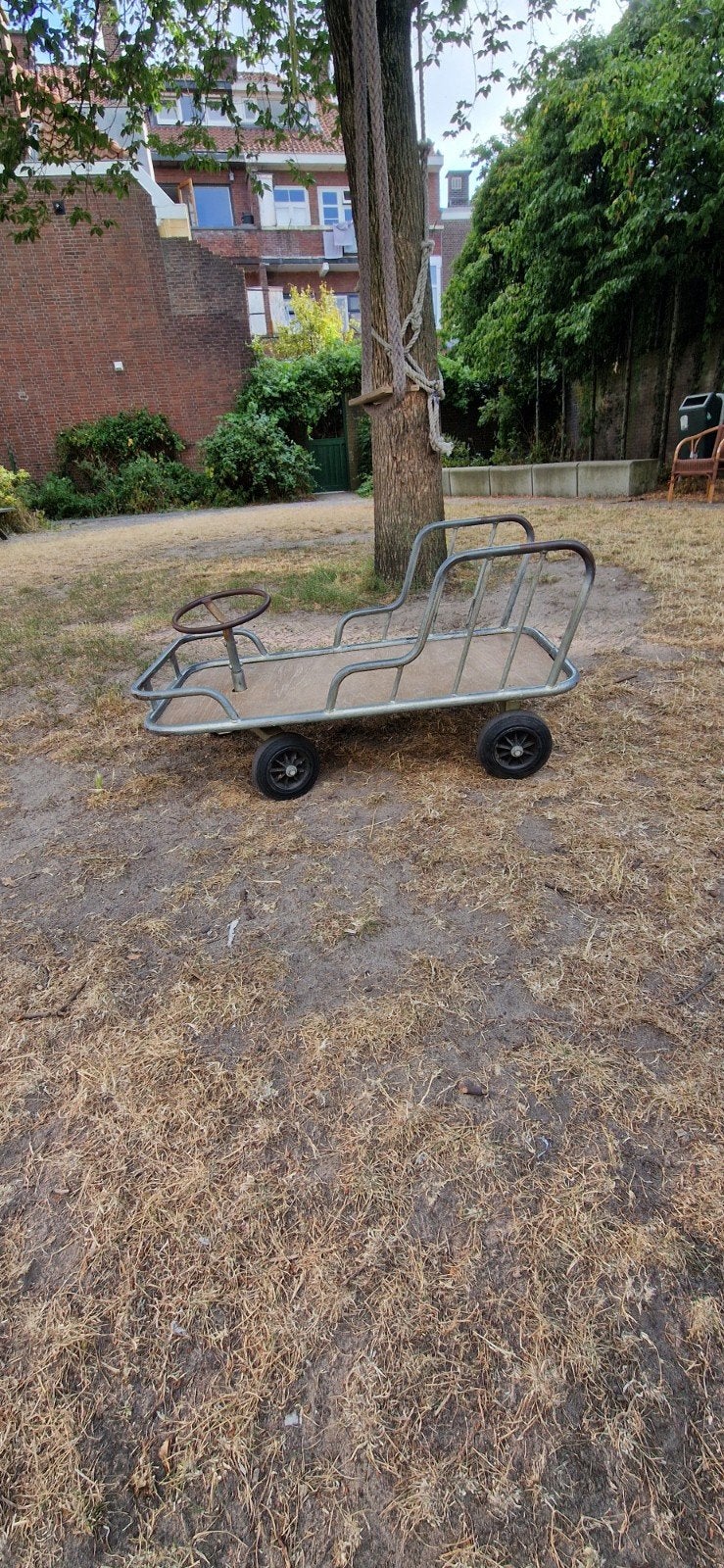 Metalen loopauto/trapauto voor kinderen, Ophalen, Gebruikt, Trapvoertuig