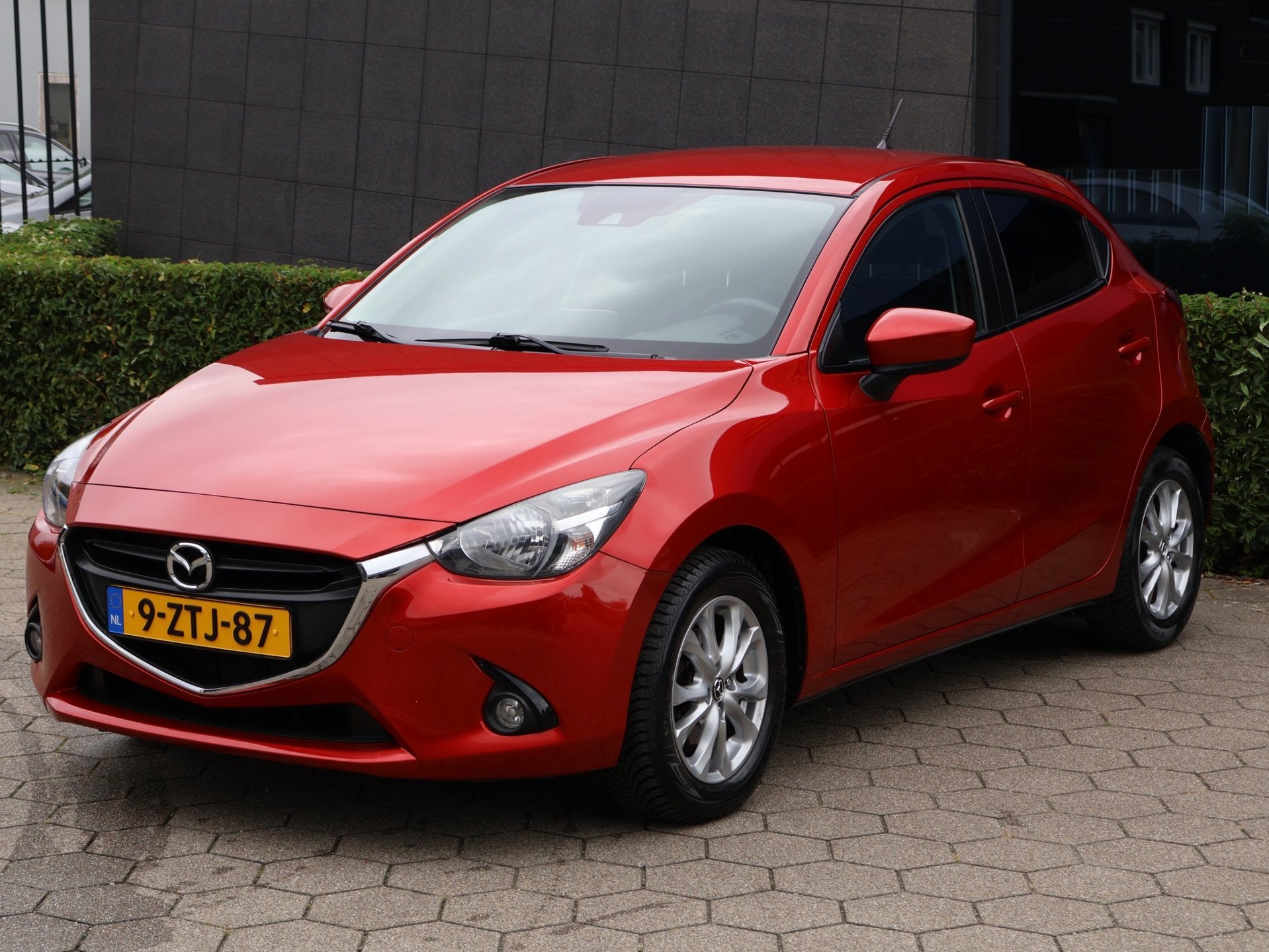 Mazda 2 1.5 Skyactiv-G|Nav|Cruise|Airco|LMV|, Auto's, Voorwielaandrijving, Stof, Gebruikt, 4 cilinders