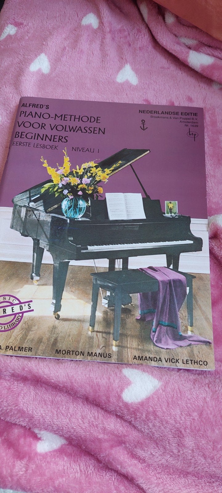 ALFRED'S PIANO-METHODE  volwassen beginners 1e lesboek niv 1, Overige genres, Les of Cursus, Ophalen of Verzenden, Zo goed als nieuw