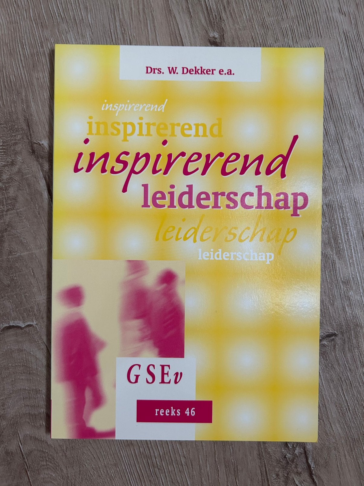 Inspirerend leiderschap van drs. W. Dekker e.a., Ophalen of Verzenden, Zo goed als nieuw