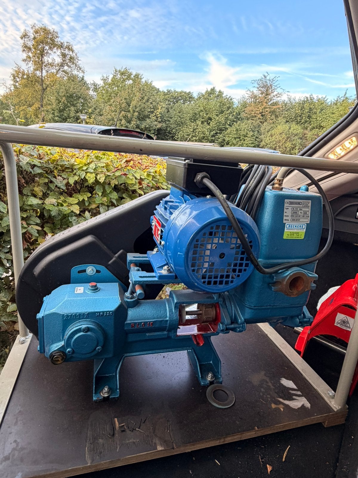 Reckers RL 015 zuigerpomp 230V 4 bar – 1 keer gebruikt, Tuin en Terras, Ophalen, Zo goed als nieuw, Beregeningspomp