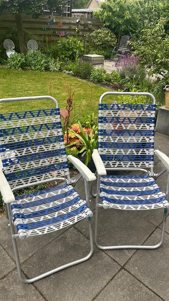 2 Lamellen Campingstoelen - Blauw/Wit, Tuin en Terras, Ophalen, Gebruikt, Metaal, Inklapbaar