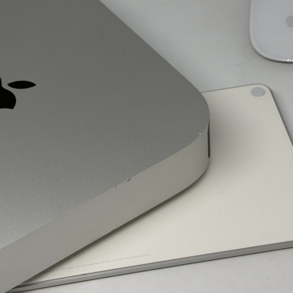 Apple Mac mini M1 2021 256GB + Magic Keyboard en muis + gara, Computers en Software, Apple Desktops, Apple, Zo goed als nieuw