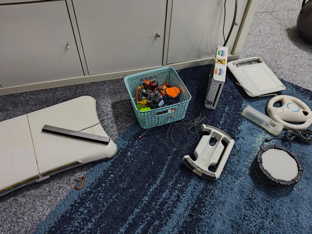 Wii console met spellen, remotes, balance board en Skylander, Ophalen of Verzenden, Gebruikt, Met 2 controllers