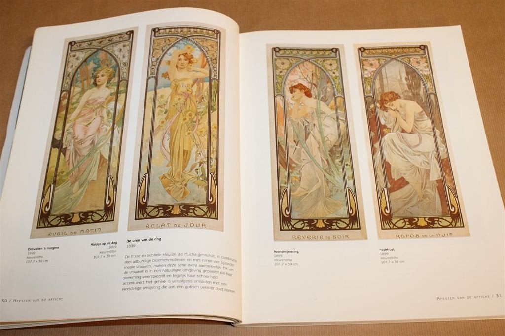 Alphonse Mucha — Jugendstil Kunstboek Rijk Geïllustreerd, Ophalen of Verzenden, Gelezen