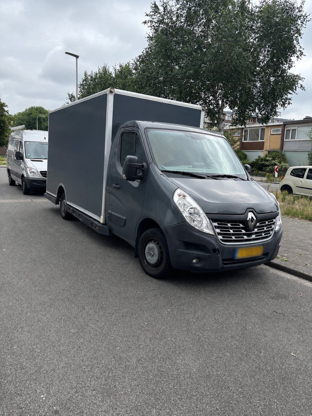 Bakwagen mer chauffeur - Transport, verhuizing en ontruiming