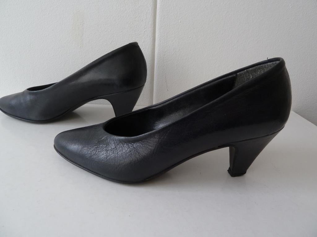 Luca Ferrari schoenen maat 37 nieuwstaat, Schoenen met lage hakken, Blauw, Ophalen of Verzenden, Zo goed als nieuw