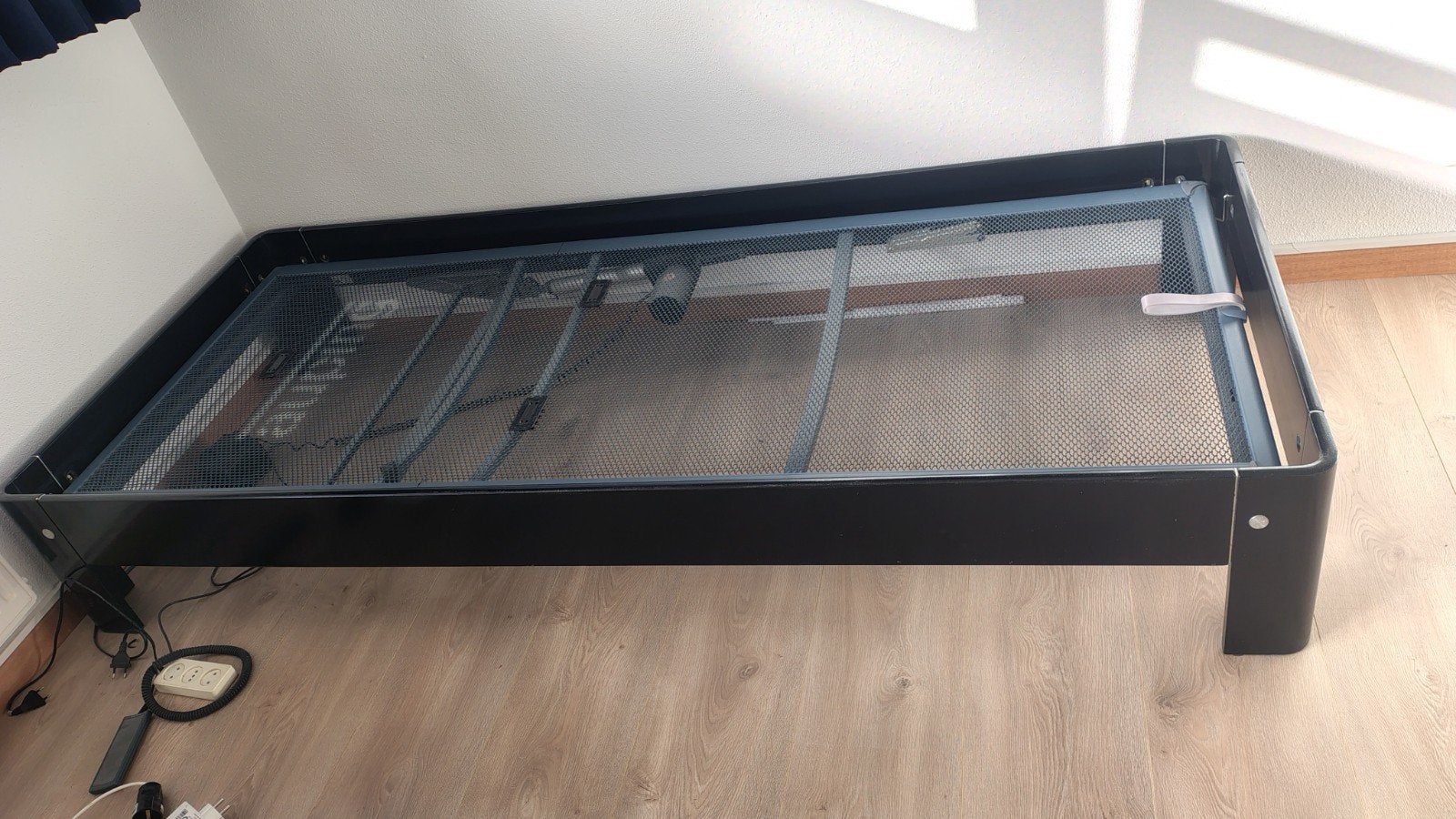 Auping Auronde bed 210x90 met elektrische verstelbaar hoofd, Huis en Inrichting, Ophalen, 90 cm, Eenpersoons, Hout