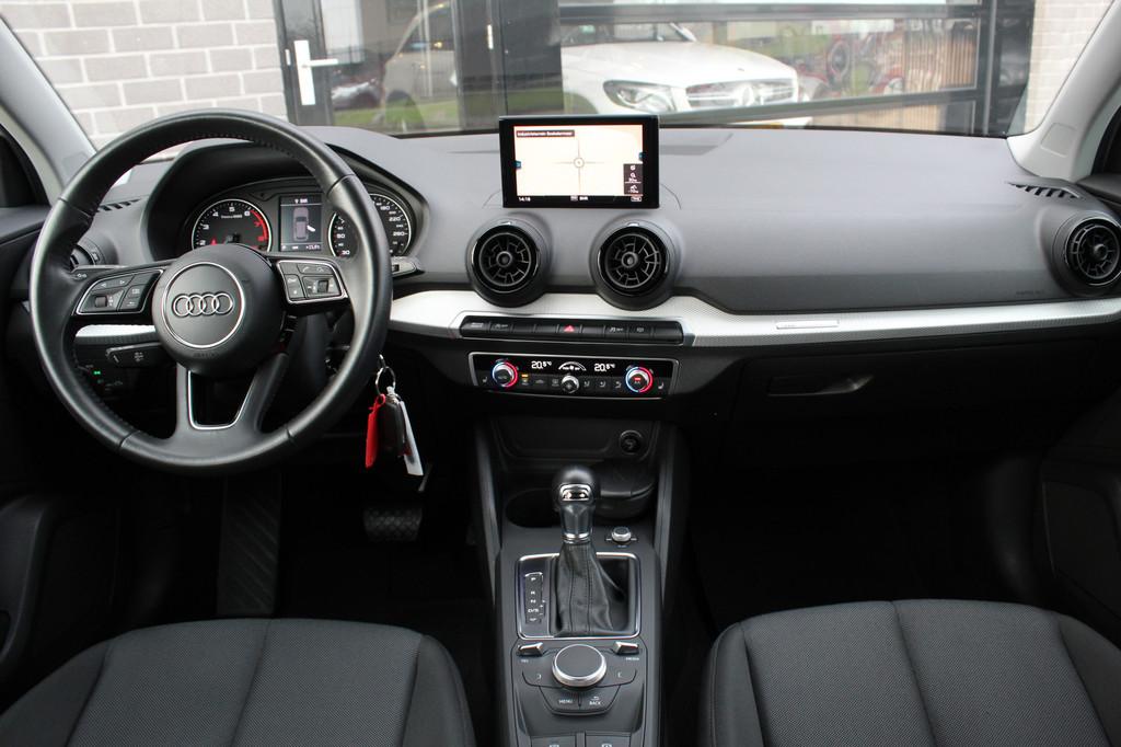 Audi Q2 1.4 TFSI CoD Design Pro Line Plus / Navigatie / LED, Auto's, Audi, Stof, 4 cilinders, Wit, SUV of Terreinwagen