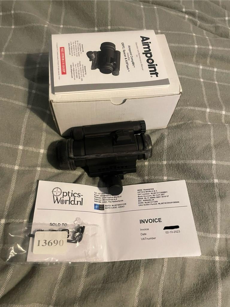 Aimpoint CompM4 + QRP2 mount, Ophalen of Verzenden, Zo goed als nieuw