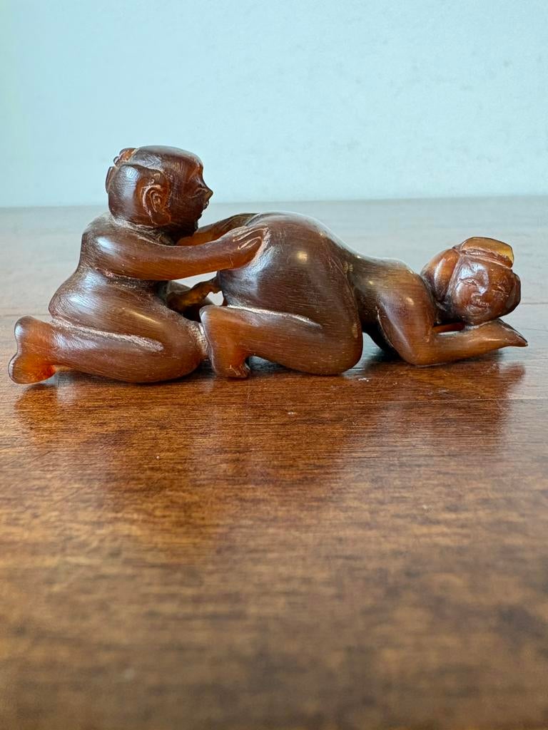 Netsuke shunga erotisch man vrouw naakt japan, Ophalen of Verzenden, Gebruikt, Mens