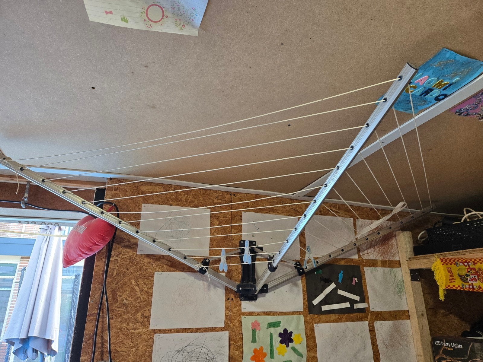 Wandgemonteerde droogmolen - Compact en ruimtebesparend, Ophalen of Verzenden, Gebruikt, Droogmolen