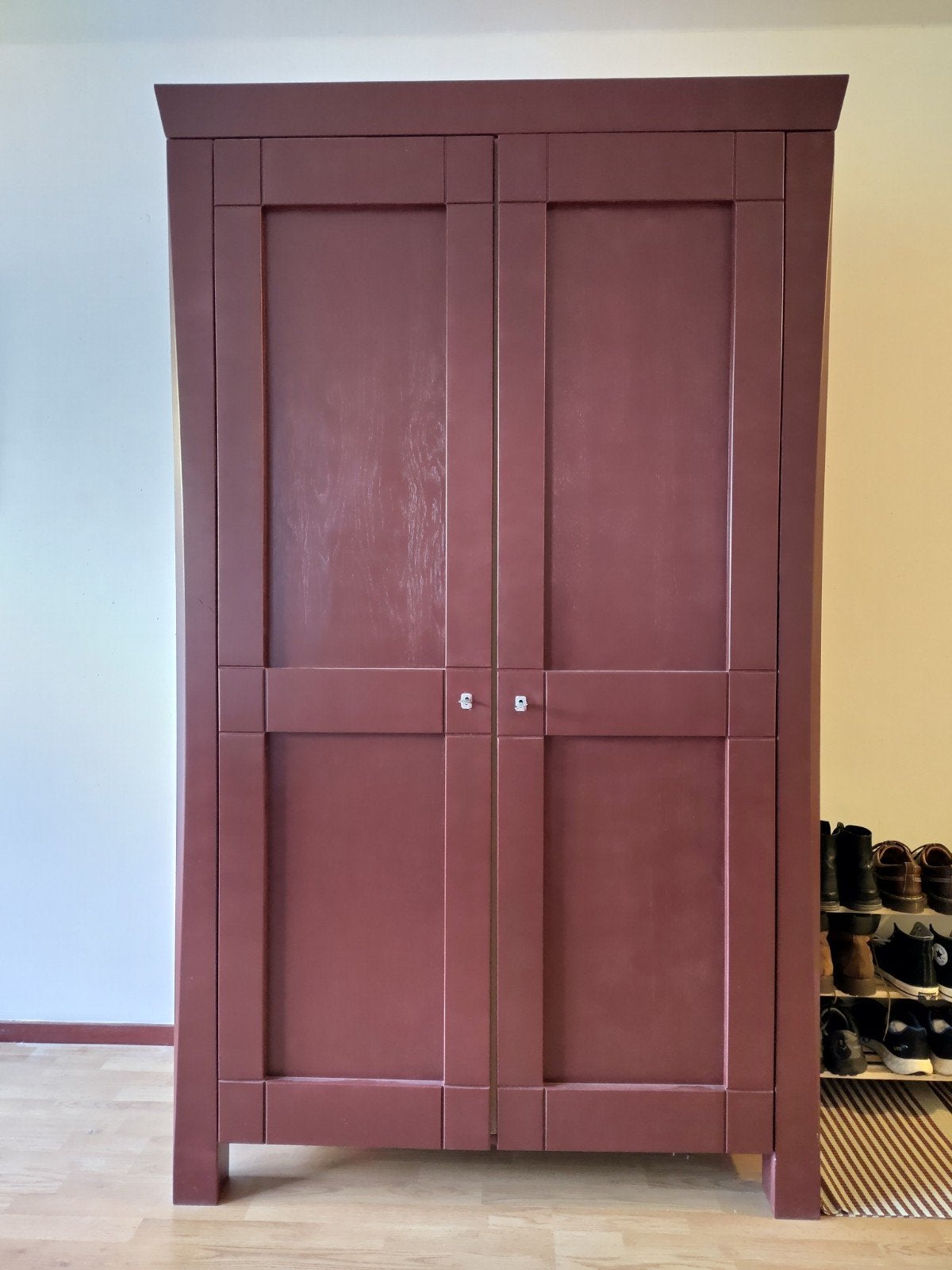 Massief houten kast, Huis en Inrichting, Ophalen, Met deur(en), 100 tot 150 cm, 200 cm of meer