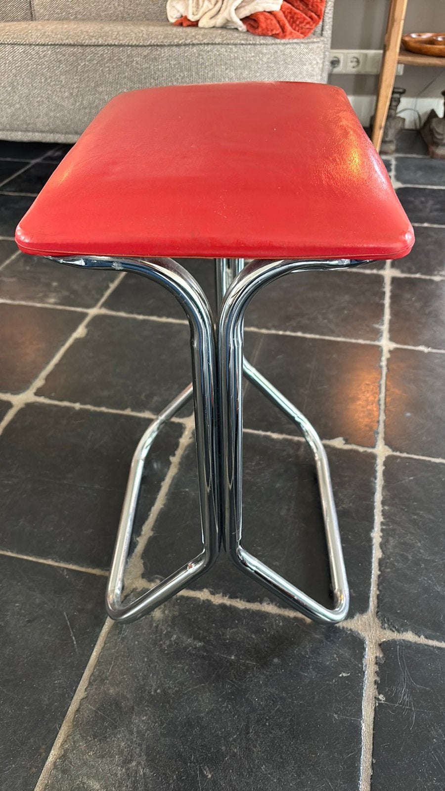 Vintage kruk chroom rood sky, Ophalen, Zo goed als nieuw