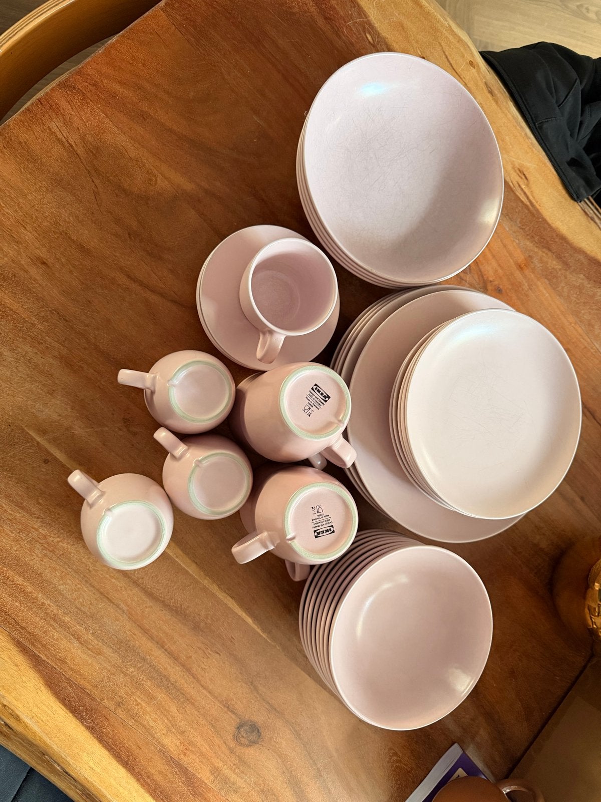 IKEA Roze Servies - Borden, Kommen, Kopjes & Schotels, Ophalen, Gebruikt, Keramiek, IKEA
