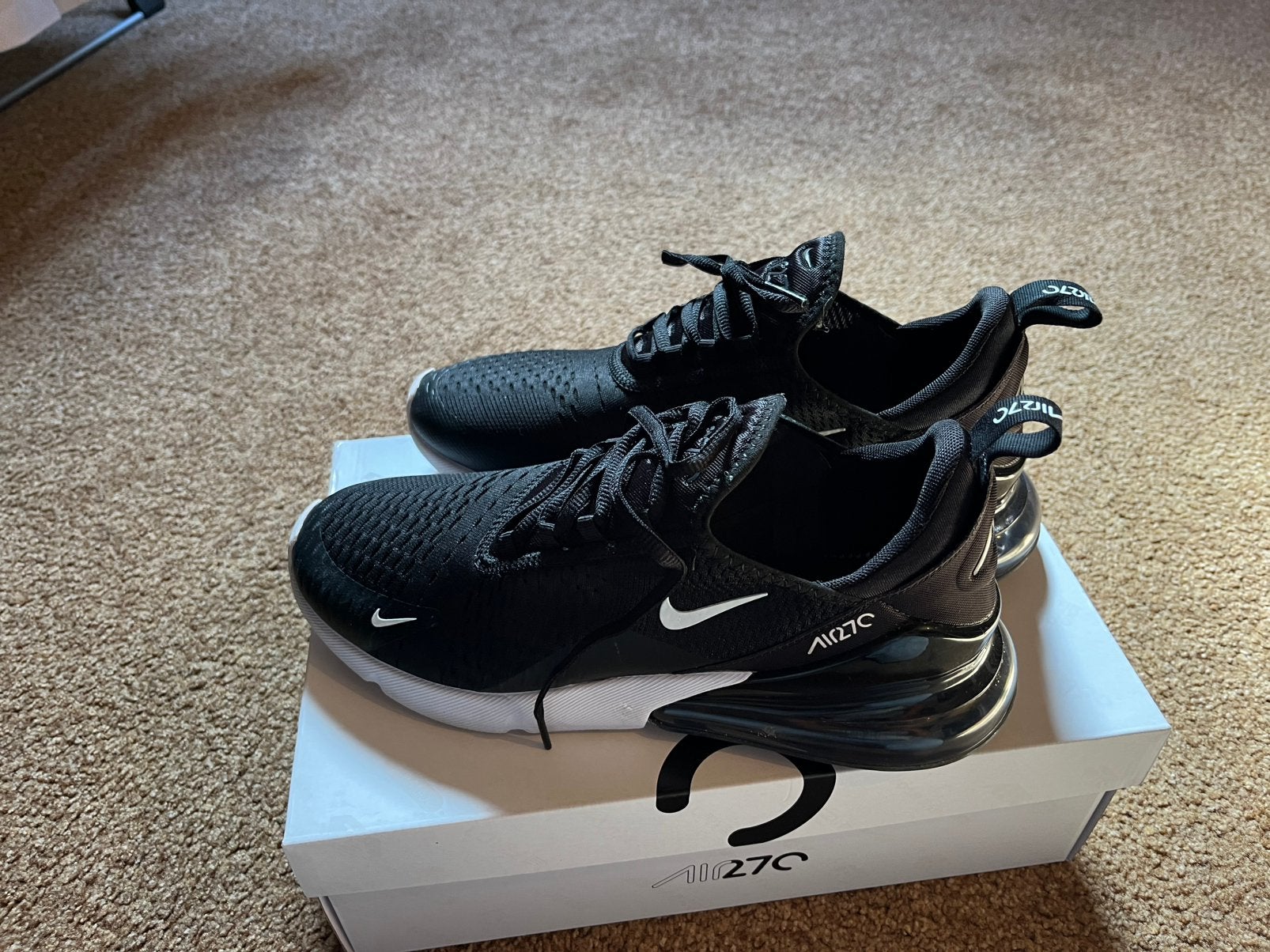 Nike air max 270 maat 45., Ophalen of Verzenden, Zo goed als nieuw, Zwart