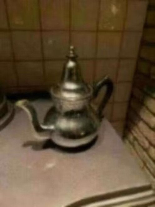 Theepot vintage. (oosters ) tin, Ophalen of Verzenden
