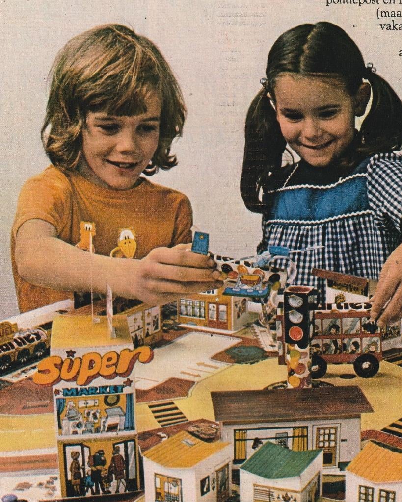 Retro reclame 1975 Smarties jongetje meisje speeldorp, Verzamelen, Verzenden, Overige typen