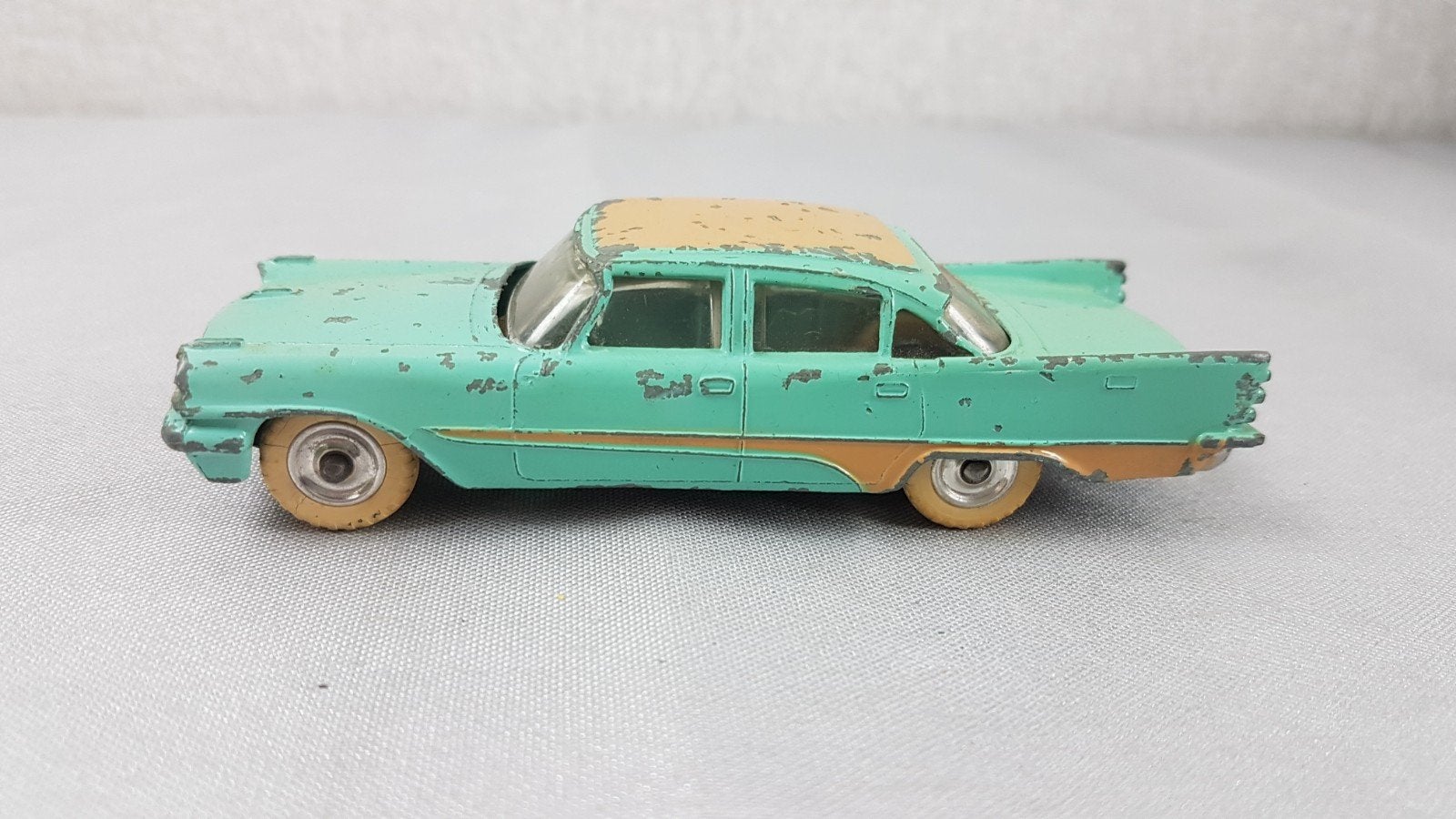 Vintage Dinky Toys De Soto Fireflite Speelgoedauto, Ophalen of Verzenden, Gebruikt, Auto, Dinky Toys