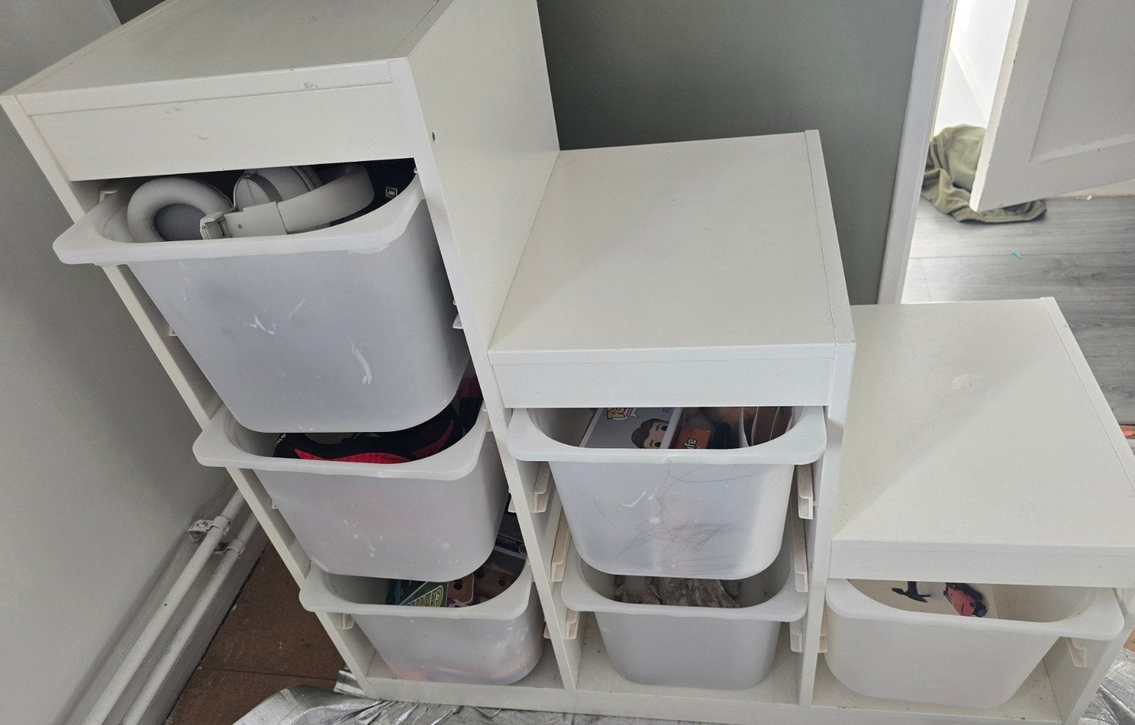 IKEA Trofast kast met opbergbakken, Ophalen