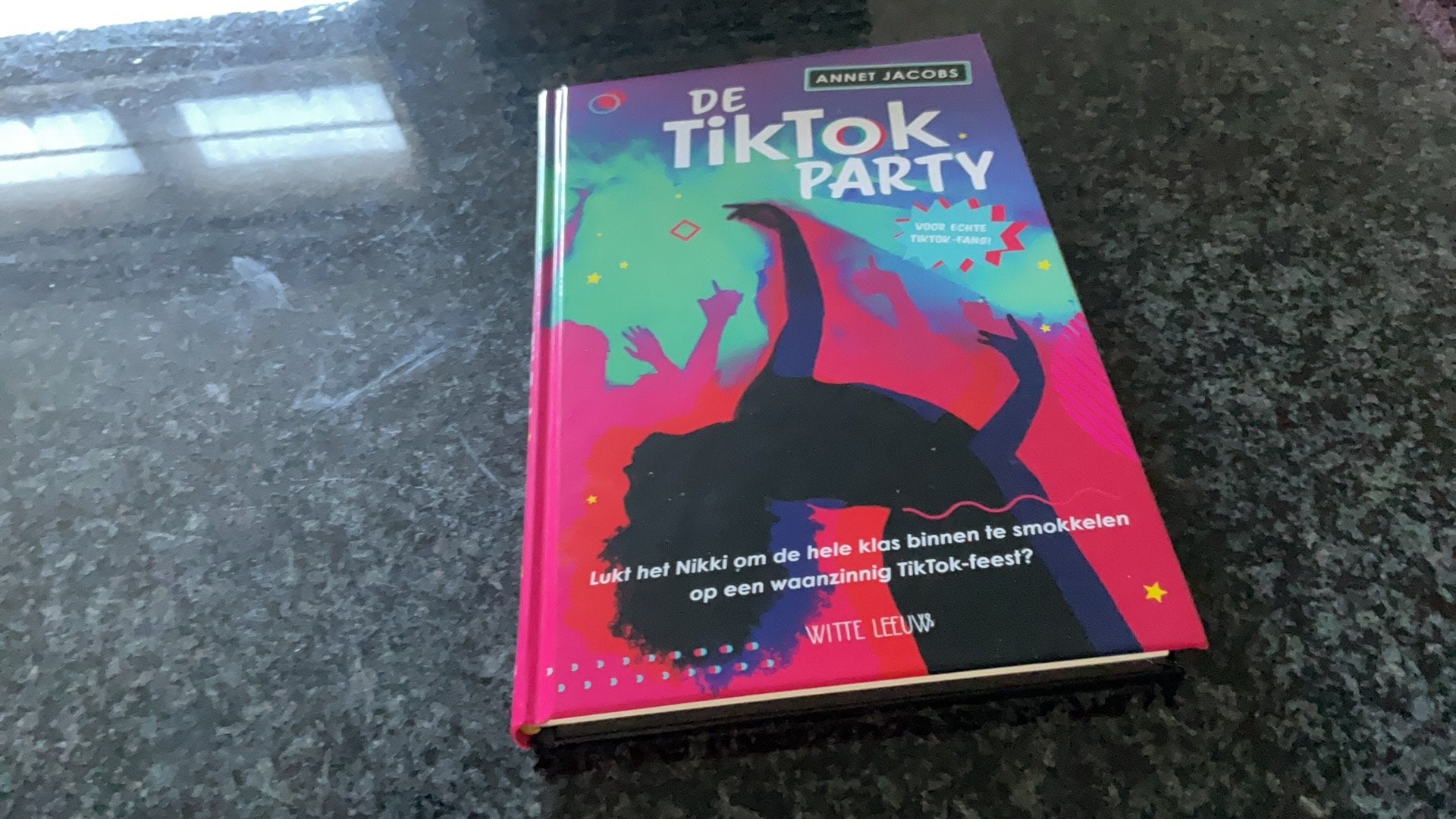 Annet Jacobs - De TikTok Party, Ophalen of Verzenden, Zo goed als nieuw, Annet Jacobs