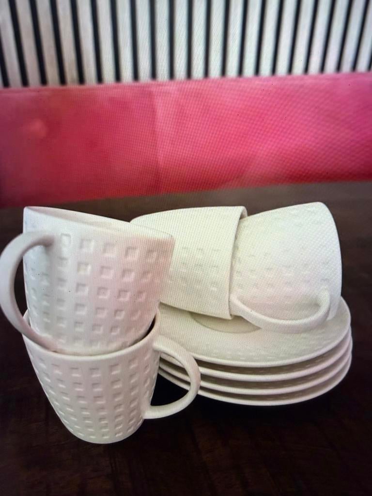 Mikasa Kop en Schotel Set - Wit, 4 stuks, Huis en Inrichting, Keuken | Servies, Keramiek, Ophalen of Verzenden, Zo goed als nieuw