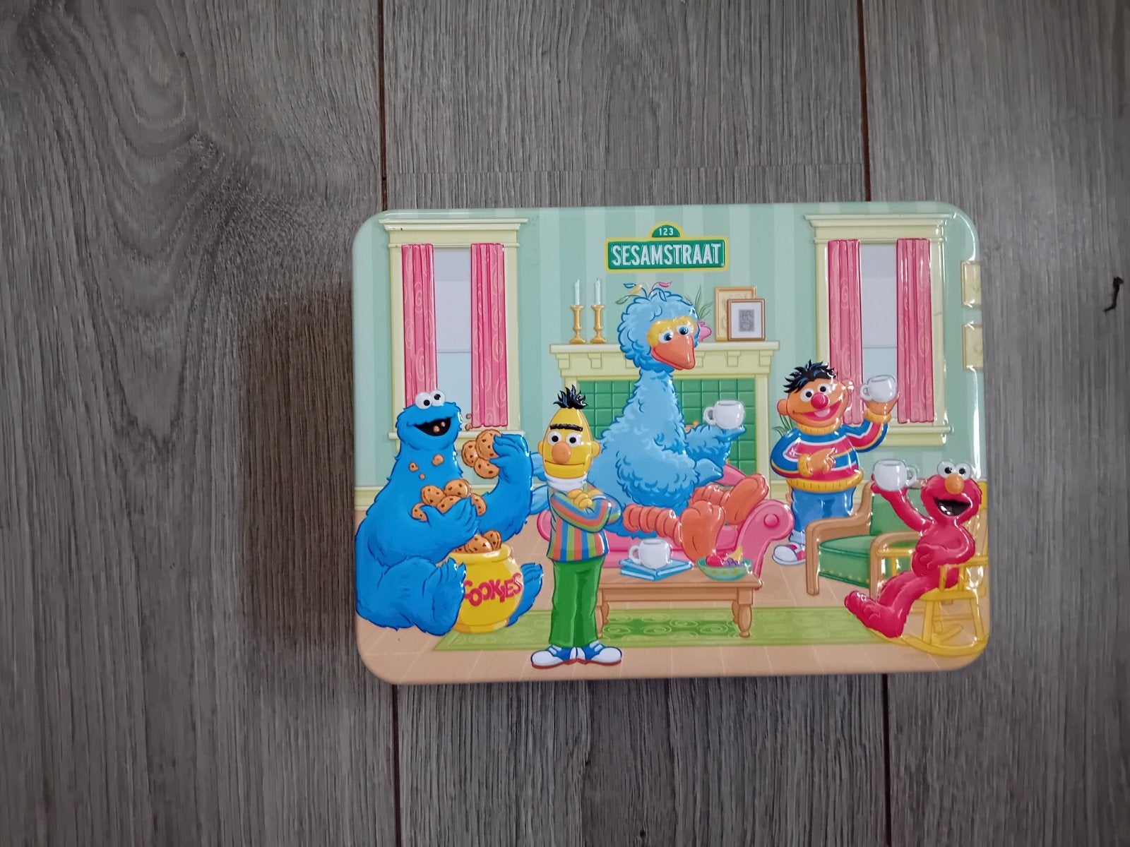 Sesamstraat koekblik met Elmo, Koekiemonster en meer, Ophalen of Verzenden