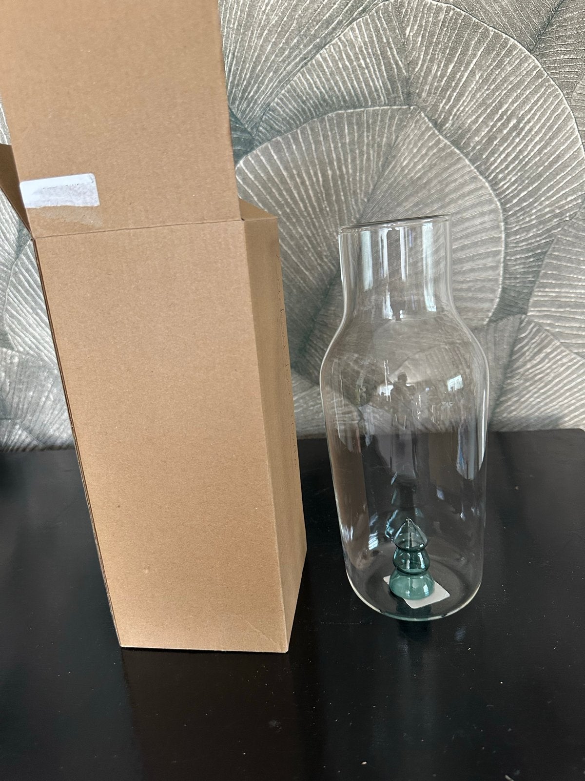 Glazen vaas of water schenkfles met decoratieve boom, Ophalen, Overige kleuren, 50 tot 75 cm, Nieuw