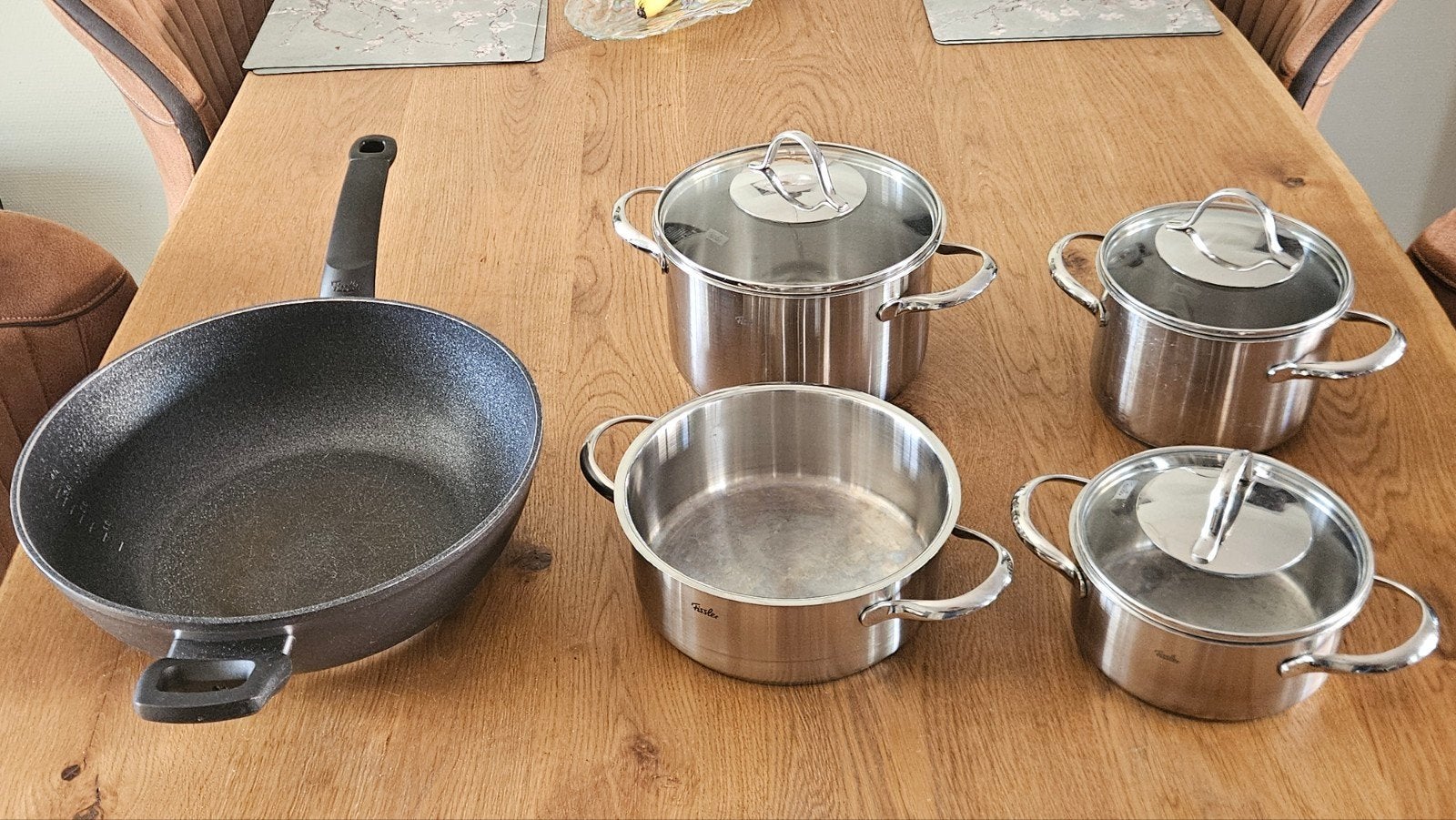 Fissler Pannenset: 4 Kookpannen & Wokpan, Gebruikt, Geschikt voor inductie, Pannenset, Ophalen of Verzenden