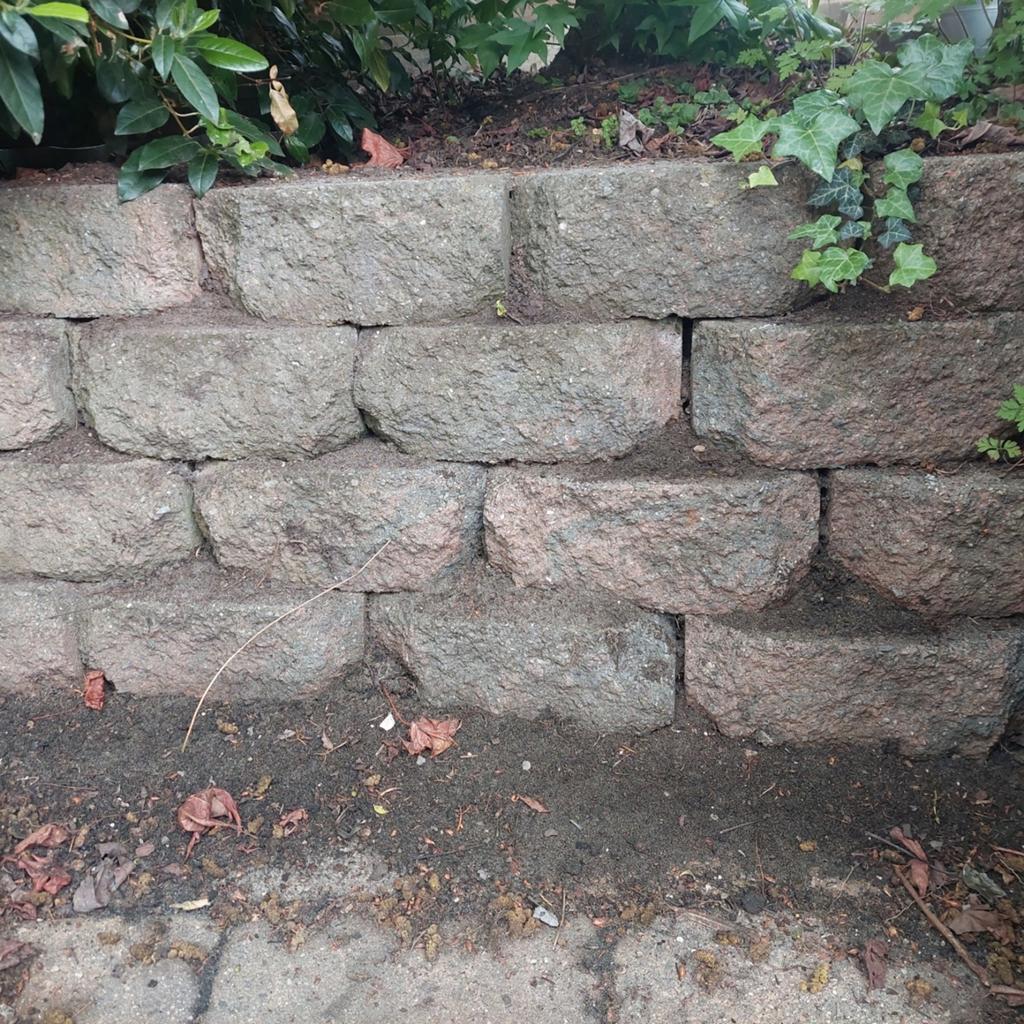 Gratis stapelstenen voor bloembak of muurtje, Tuin en Terras, Ophalen, Beton, Terrastegels