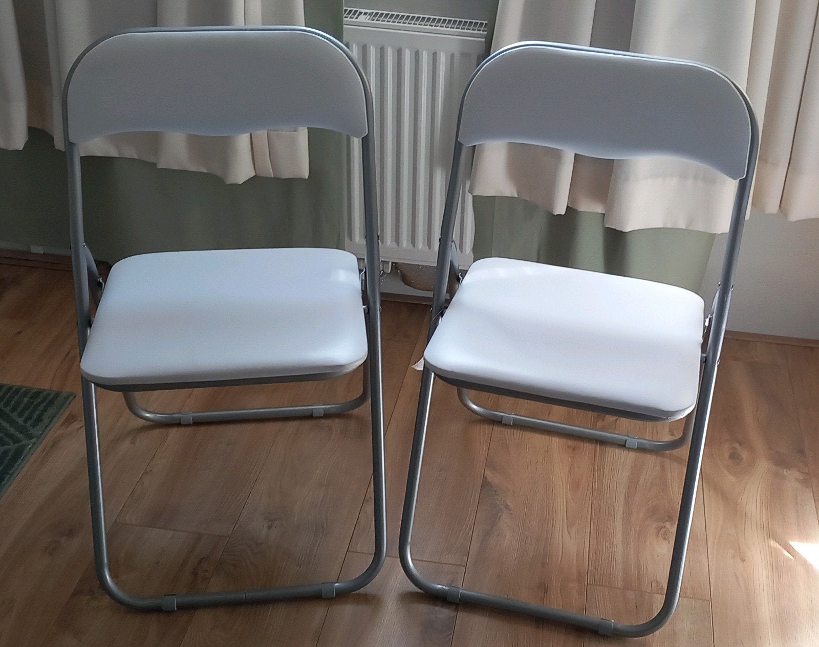 2 Inklapbare stoelen., Huis en Inrichting, Stoelen, Ophalen, Nieuw, Leer, Twee
