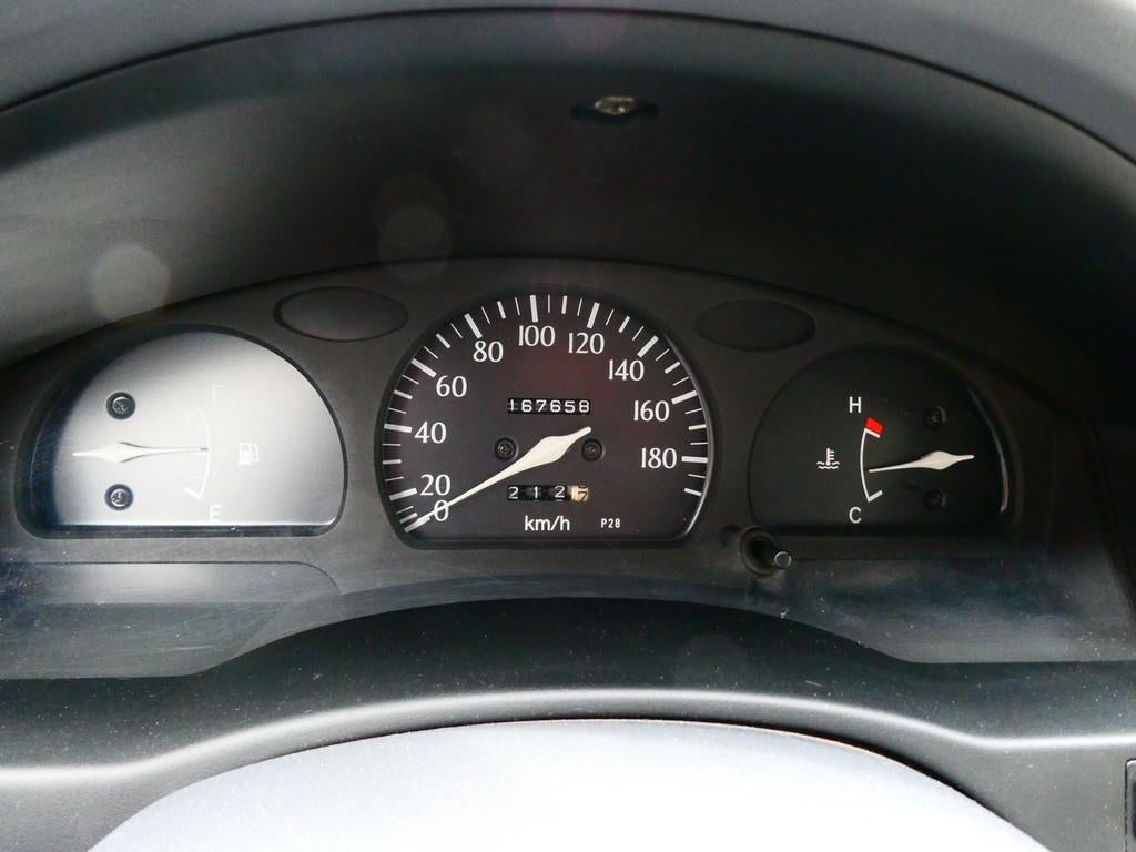 Toyota Starlet 1.3-16V Stuurbekrachtiging Trekhaak 167.000km, Stof, Gebruikt, 4 cilinders, Starlet