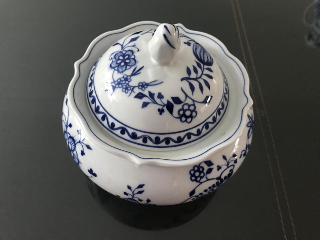 Gave Zwiebelmuster suikerpot van porselein, Ophalen