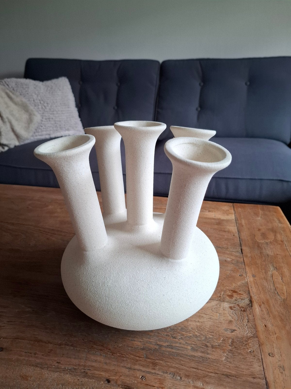 Tulpenvaas, Huis en Inrichting, Gebruikt, Beige, 25 cm, Ophalen of Verzenden