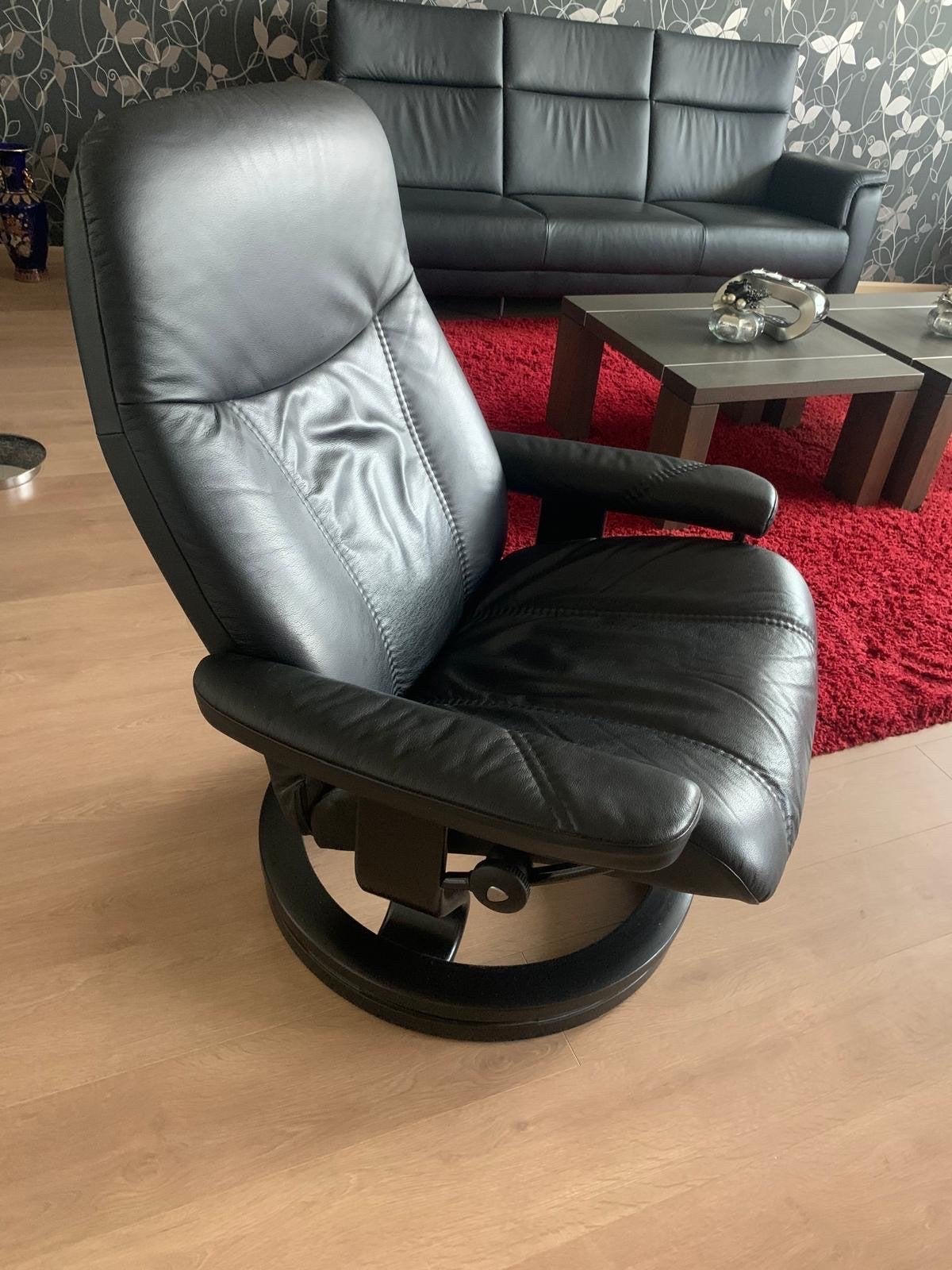 Stressless Zwart Leren Relaxfauteuil met Voetenbank maat L, Huis en Inrichting, Fauteuils, Ophalen, Gebruikt, Leer, 75 tot 100 cm