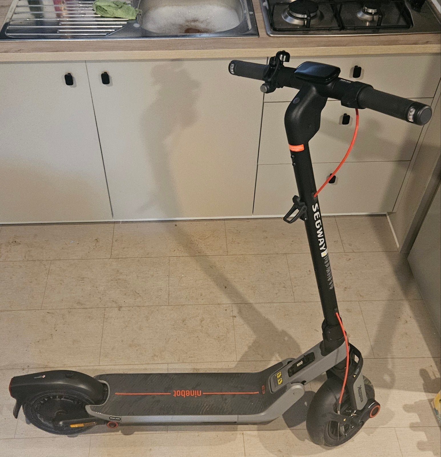 Segway Ninebot E3 E-step - Zo goed als nieuw, Ophalen, Zo goed als nieuw, Elektrische step (E-scooter), Segway Ninebot