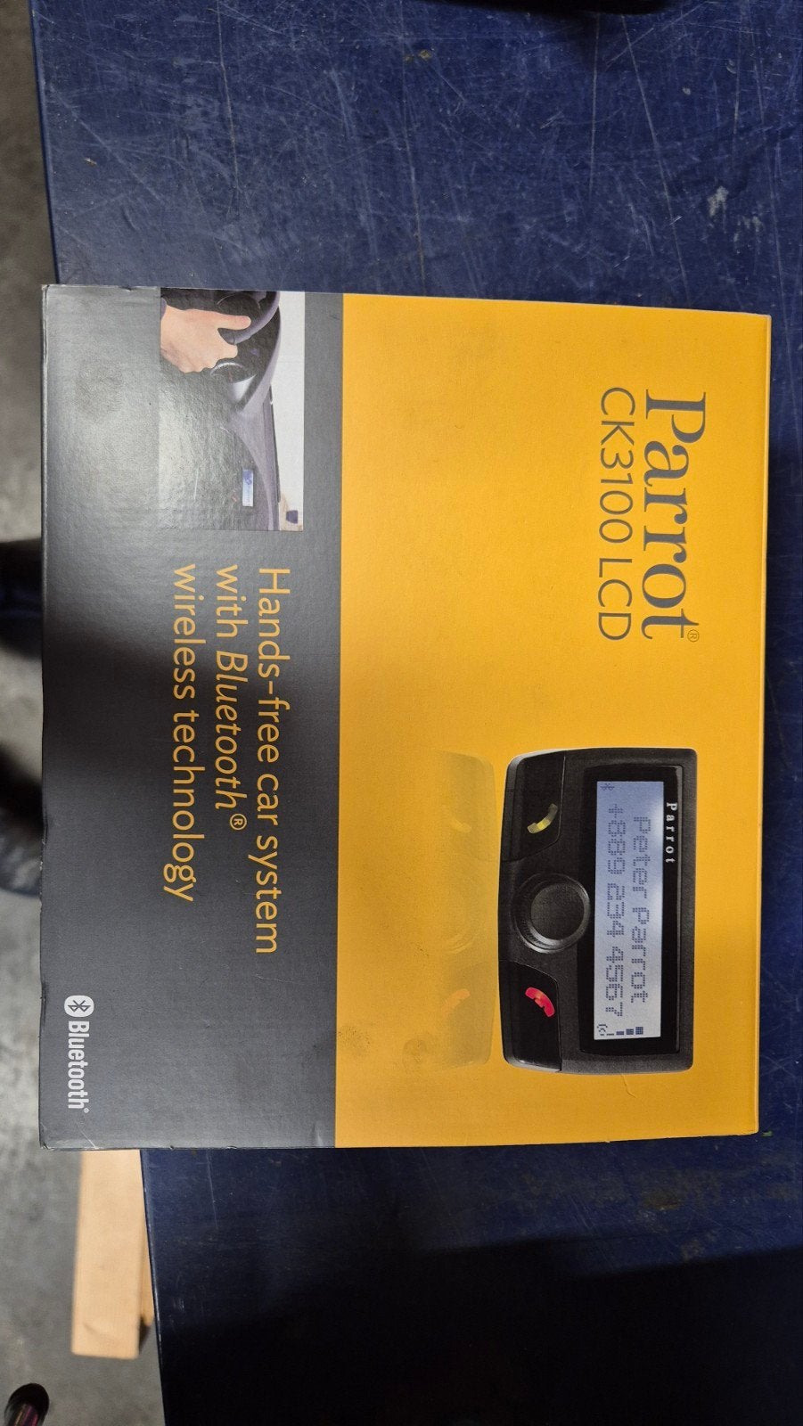 Parrot CK3100 LCD Handsfree Carkit met Bluetooth, Auto diversen, Ophalen, Nieuw