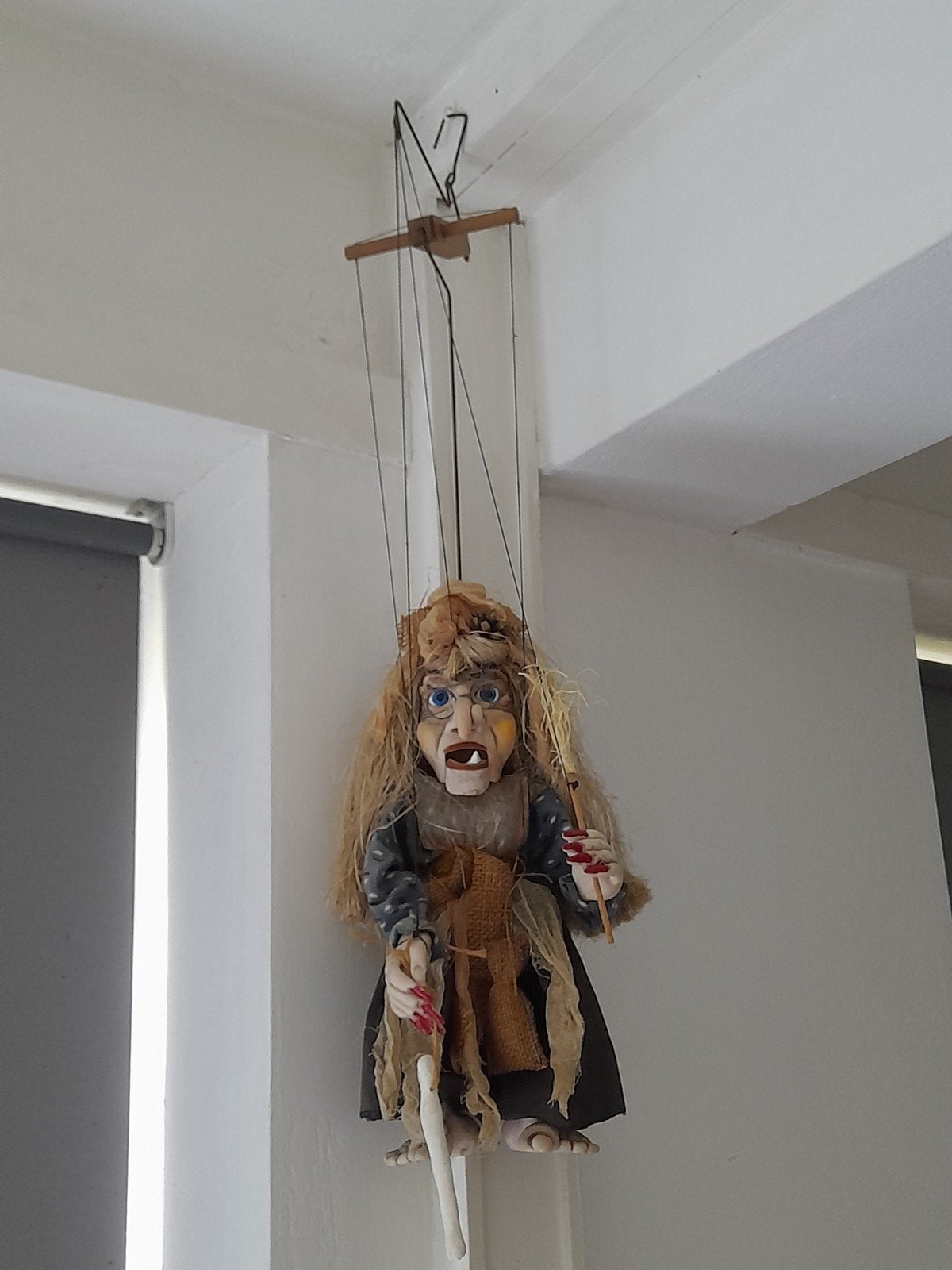 Vintage Heks Marionet Pop - Handgemaakt, Verzamelen, Poppetjes en Figuurtjes, Ophalen of Verzenden, Gebruikt