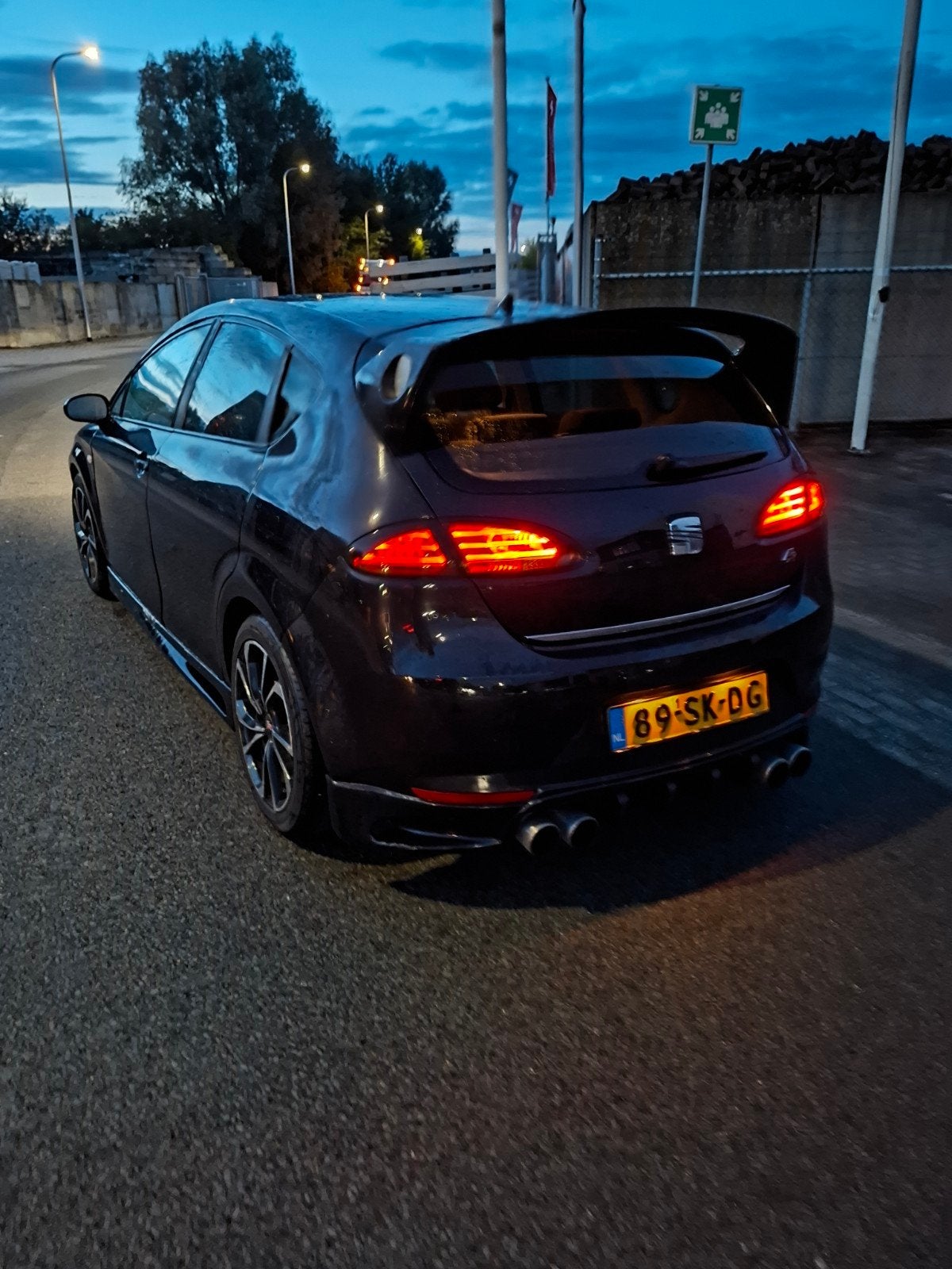 Seat Leon 2.0 Tfsi 16V 147KW 2006 Zwart in onderdelen of in, Auto's, Voorwielaandrijving, Leon, Zwart, Origineel Nederlands