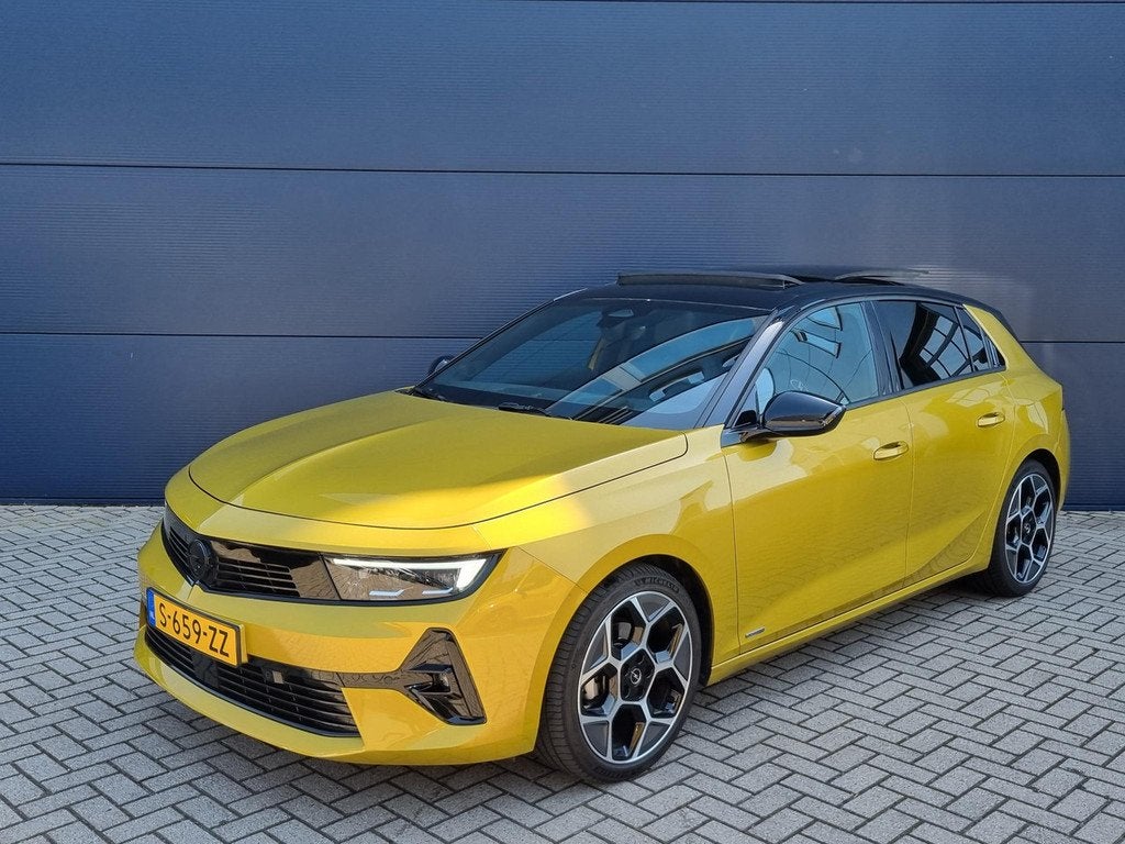 Opel Astra 1.2 Level 4 Automaat | Lederen Bekleding | Stoelv, Auto's, Opel, Bedrijf, Te koop, Astra, 360° camera, ABS, Adaptive Cruise Control