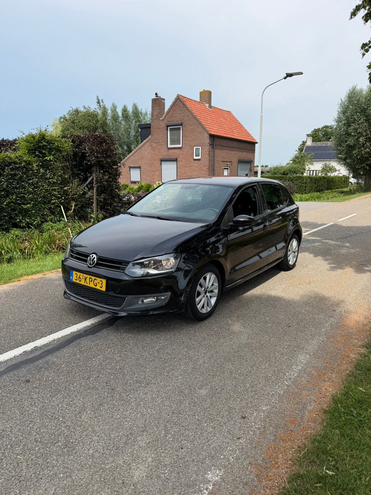 Volkswagen Polo 1.4 16V FSI 63KW 2010 Zwart, Voorwielaandrijving, 970 kg, Stof, 40 €/maand
