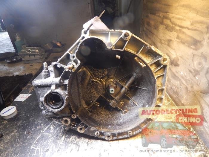 Versnellingsbak van een Fiat Punto, Ophalen, Gebruikt, -, -