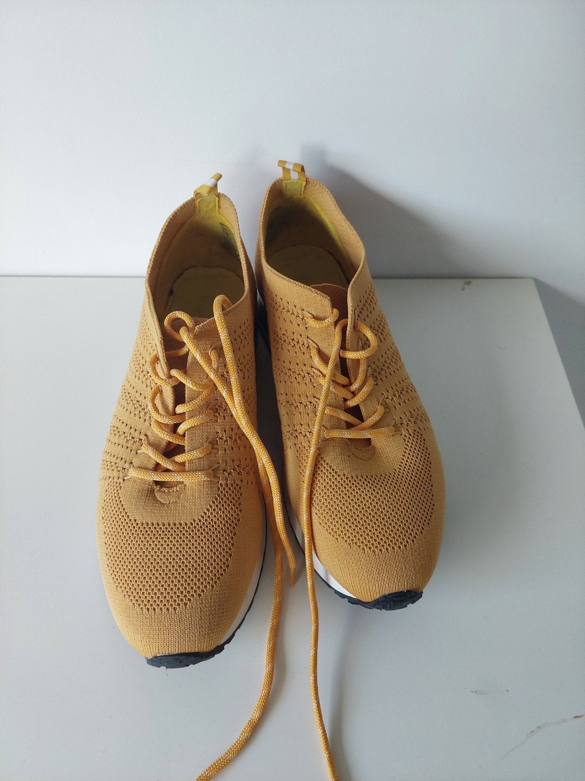 Gele sneakers maat 41 - Zo goed als nieuw, Ophalen of Verzenden, Zo goed als nieuw, Geel, Sneakers of Gympen