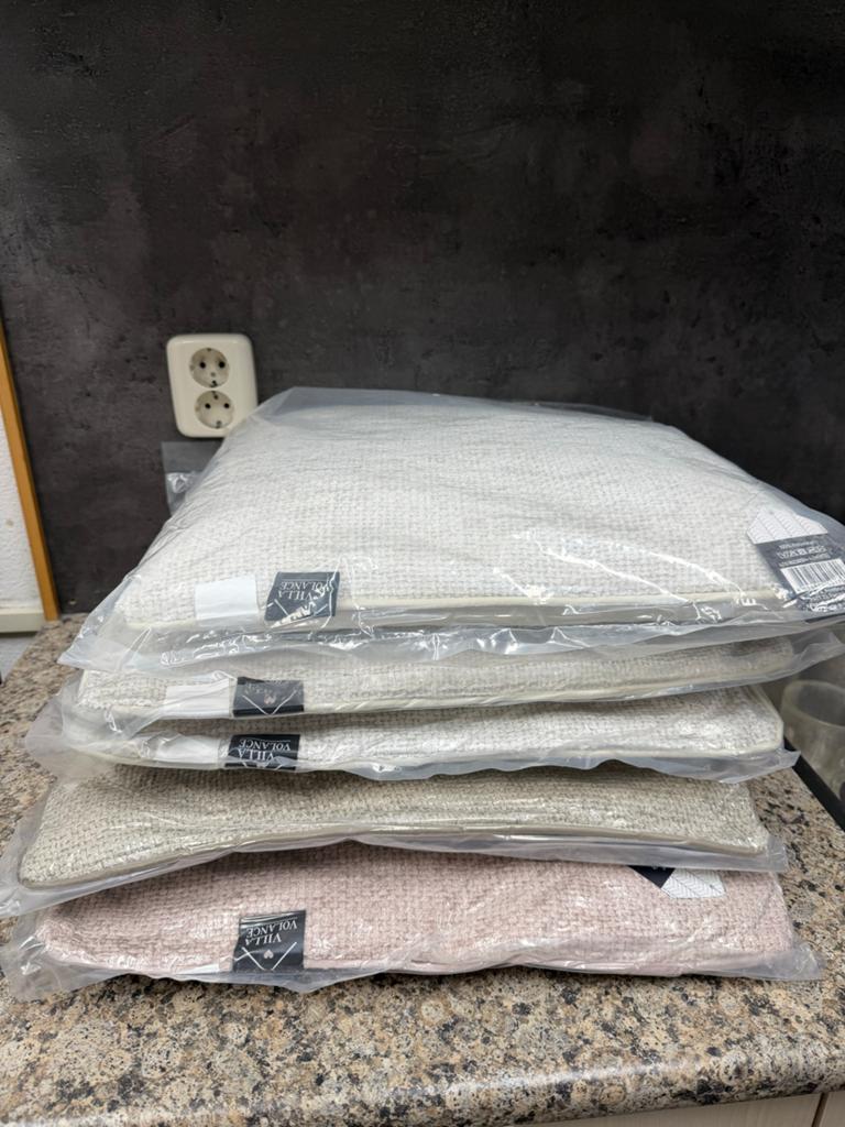 Nieuwe Villa Volance Sierkussens - Diverse Kleuren, Ophalen of Verzenden, Nieuw, Beige, Vierkant