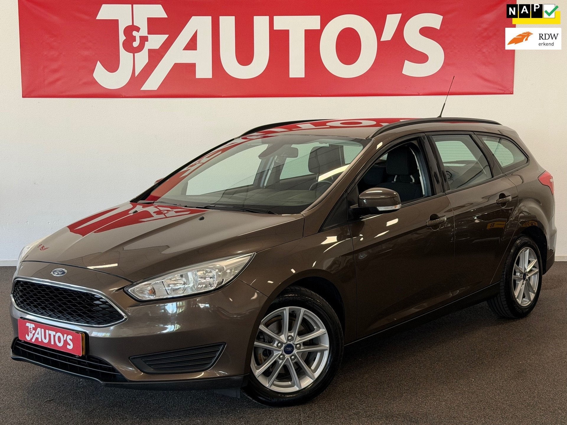 Ford Focus Wagon 1.0 NAVIGATIE|ECC AIRCO|CRUISE|PDC, Auto's, Gebruikt, Bluetooth, Origineel Nederlands, Handgeschakeld